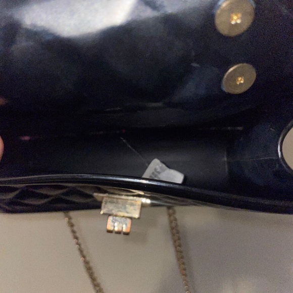 black cross body - Picture 6 of 7